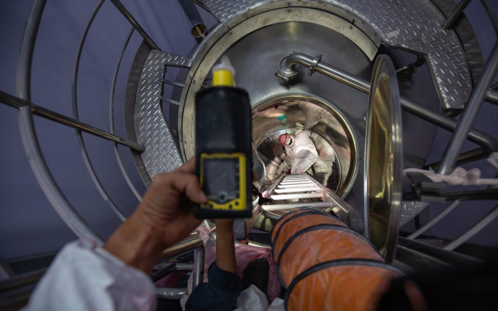 Reducing The Risk Of Engulfment Hazard In A Confined Space - Rescue ...
