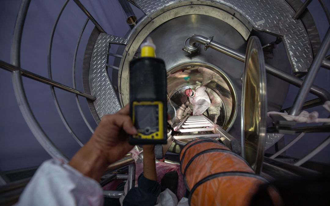 Reducing The Risk Of Engulfment Hazard In A Confined Space